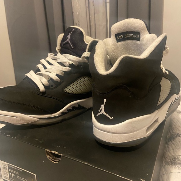 Jordan 5 Oreo - Picture 2 of 6